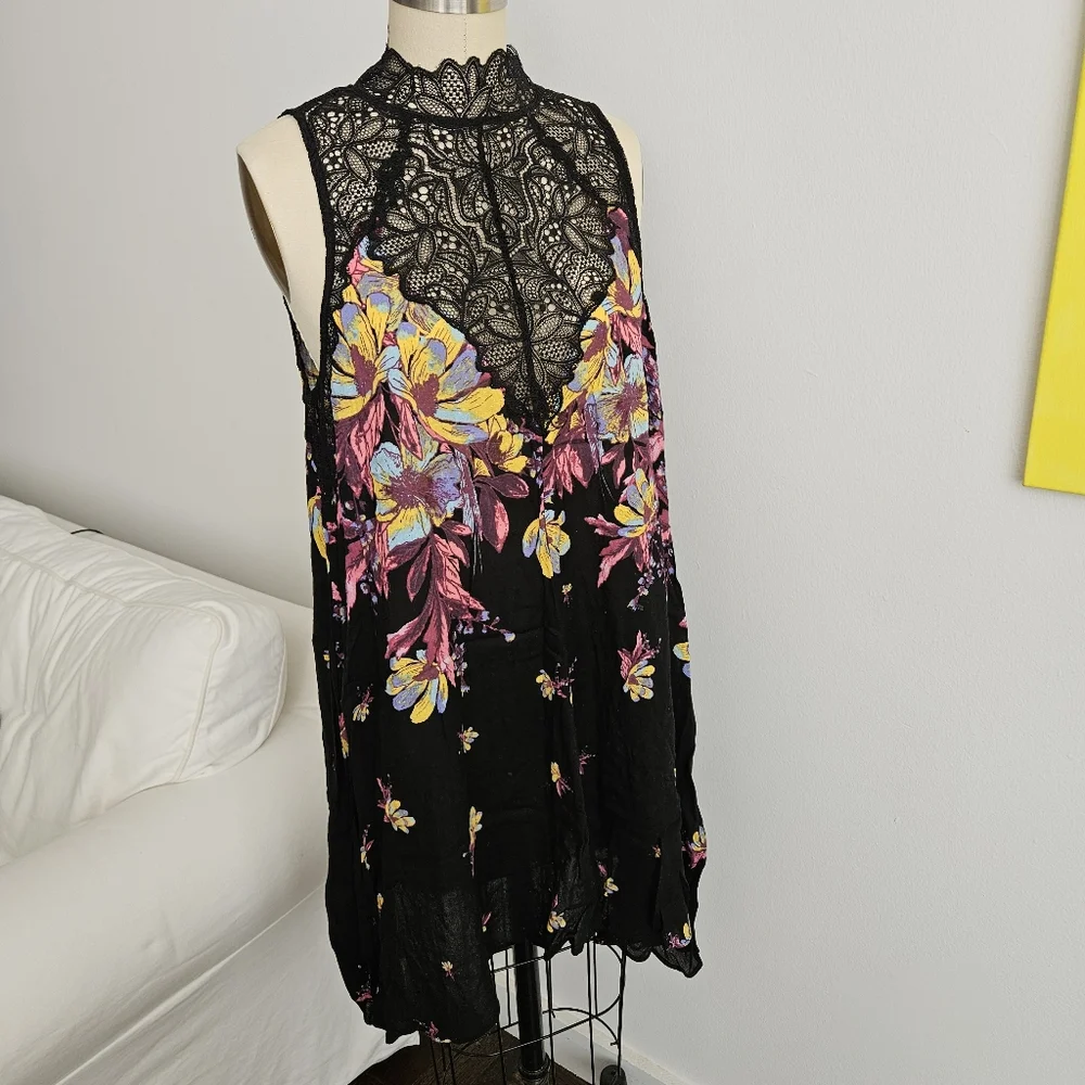 Free People Intimately lace detail dress. MEDIUM